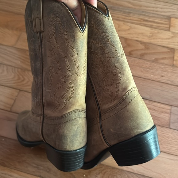 Smoky Mountain Boots! Worn 1 time! Children size 12.5. - Picture 4 of 5